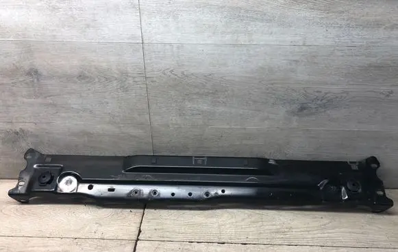 Mercedes-Benz C W204 Top upper radiator support slam panel A2046200272