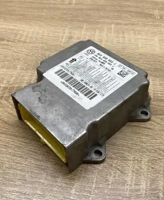 Audi A4 S4 B8 8K Airbag control unit/module 8K0959655J 5WK44111