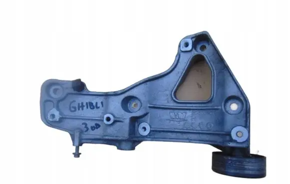Maserati Ghibli Engine mount bracket 20513390F00