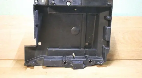 Renault Laguna II Battery box tray 8200003065