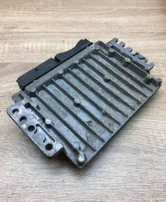 Renault Scenic I Engine control unit/module ECU 8200059086 S110138000