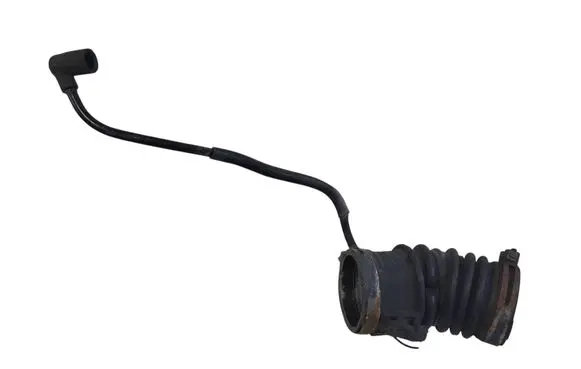 Mazda 6 Air intake hose/pipe L83713221 K3804