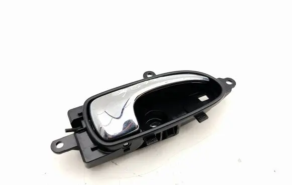 Nissan Leaf II (ZE1) Rear door interior handle
