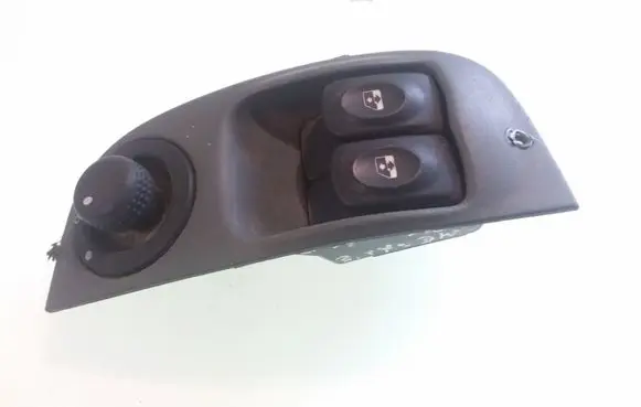 Renault Megane I Wing mirror switch 7700841240D