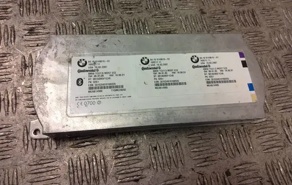 BMW 1 E81 E87 Bluetooth control unit module 9149615