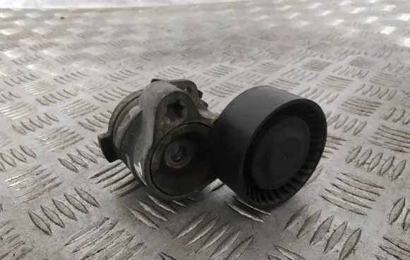 BMW 5 GT F07 Alternator belt tensioner 7549873