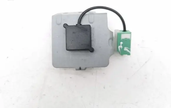 Mazda CX-7 Aerial antenna amplifier EG2366DY0