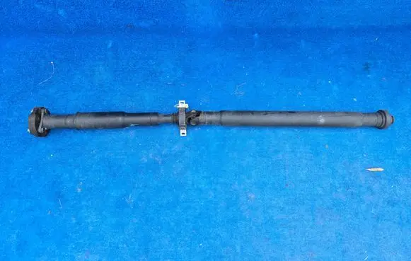 BMW X7 G07 Rear driveshaft/prop shaft 26108487413 8487413