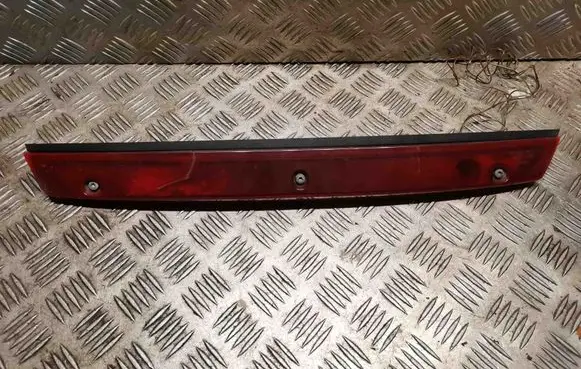 Mercedes-Benz Vito Viano W639 Third/center stoplight A6398260014 6398260014