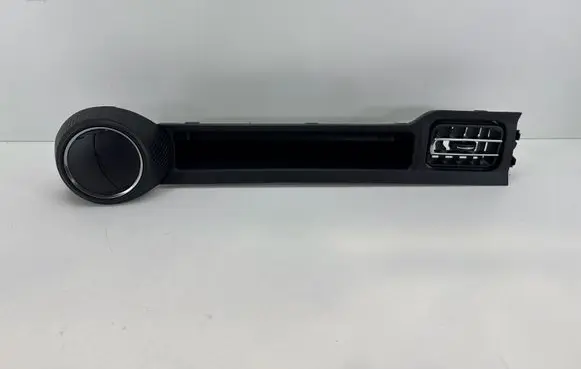 Suzuki Ignis Dash center air vent grill 7384162R6