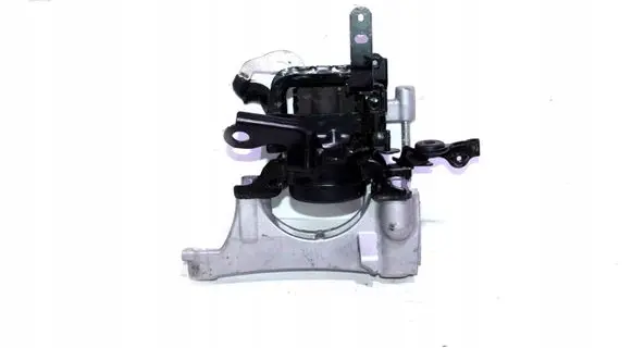 Toyota RAV 4 (XA50) Engine mounting bracket M4221217
