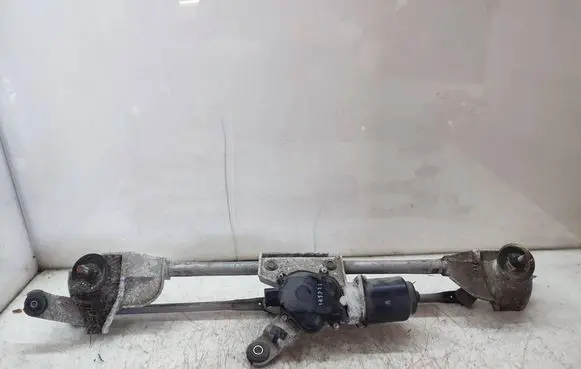 Nissan Navara Front wiper linkage and motor