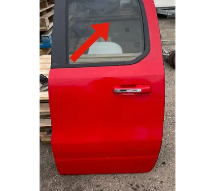 Dodge RAM Rear door window glass 43R000265 E000251
