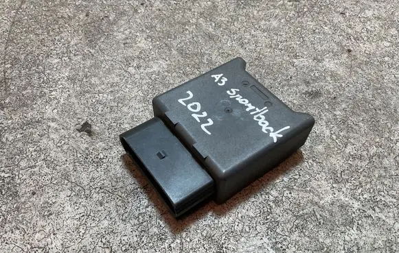 Audi A3 8Y Fuel injection pump control unit/module 5Q0906093B 7190122