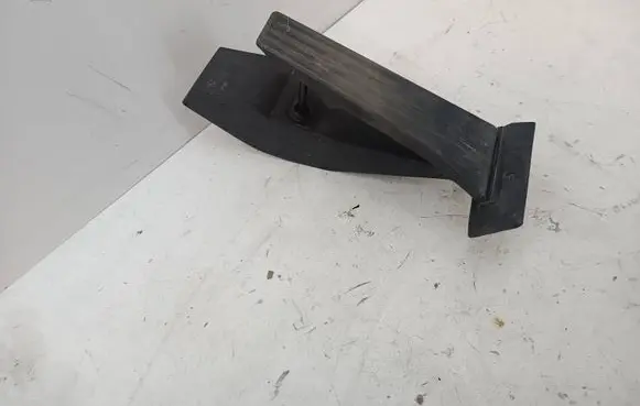 Land Rover Range Rover L322 Accelerator throttle pedal 6752614 25916010 151101