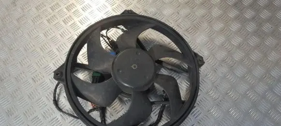 Peugeot 406 Radiator cooling fan shroud 1830884016