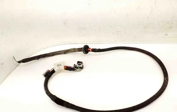 Jeep Grand Cherokee (WK) Positive cable (battery) 68148555AC P68148555AC