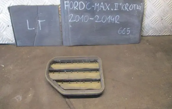 Ford Grand C-MAX Quarter panel pressure vent 7N51A280B62