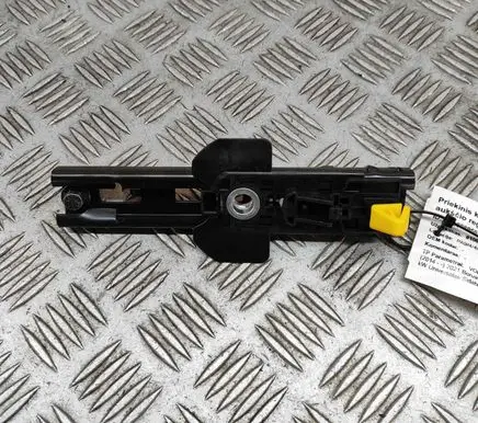 Volvo XC90 Seat belt adjustment motor 8632605