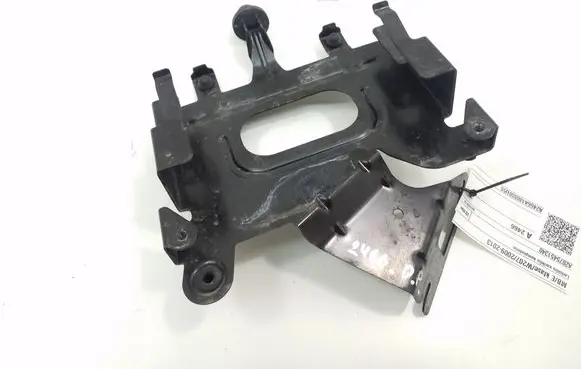 Mercedes-Benz E C207 W207 Other engine bay part A2075451340