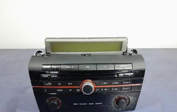 Mazda 3 II Radio/CD/DVD/GPS head unit BR5K66AR0