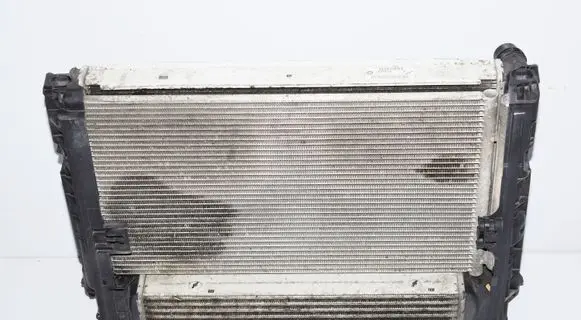 BMW 3 E92 E93 Radiator set 7800680 7810276