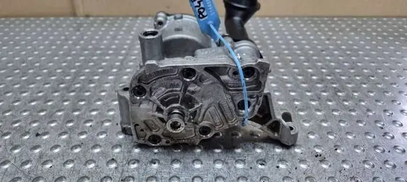 Skoda Superb B8 (3V) Oil pump 04L145208H