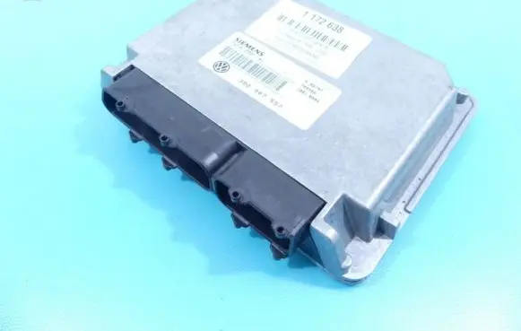 Volkswagen PASSAT B5.5 Engine control unit/module ECU 3B0907557 IMPRK1172638