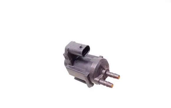 BMW 1 F20 F21 Turbo solenoid valve 8570591