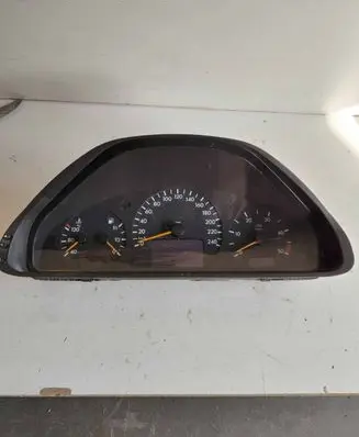 Mercedes-Benz E W210 Speedometer (instrument cluster) 87001357