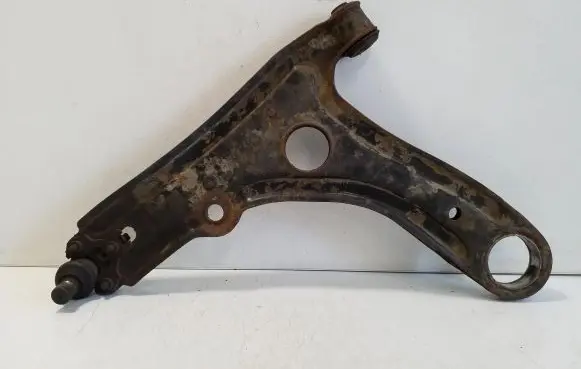 Volkswagen Golf III Front lower control arm/wishbone