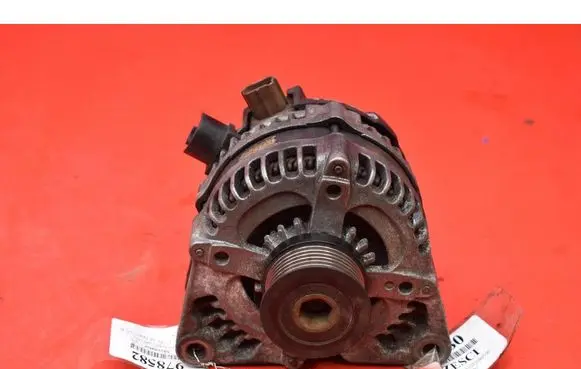 Volvo V50 Generator/alternator 30795423