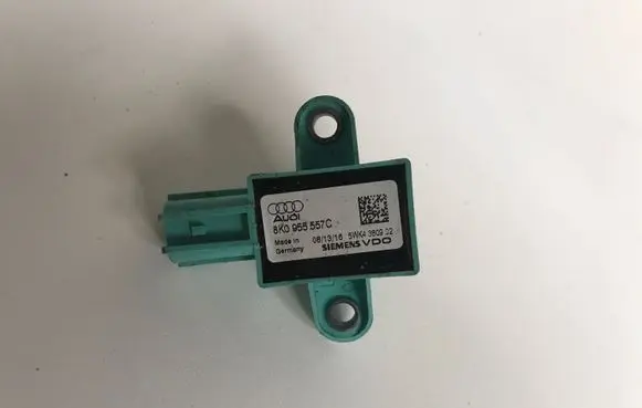 Audi A4 S4 B8 8K Airbag deployment crash/impact sensor 8K0955557C