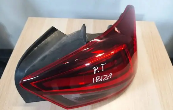 Seat Ibiza V (KJ) Rear/tail lights 6F0945208D
