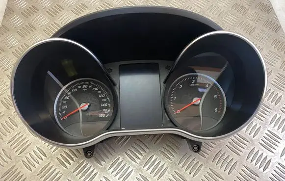 Mercedes-Benz X-class W470 Speedometer (instrument cluster) A4709009502