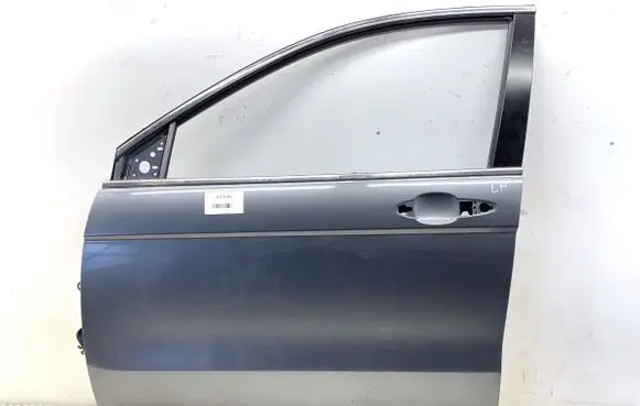 Honda CR-V Front door 