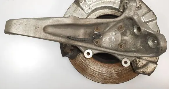 BMW 5 F10 F11 Front wheel hub 6775269