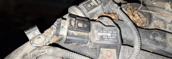 Seat Leon (1P) Air pressure sensor 0261230031 06b906051