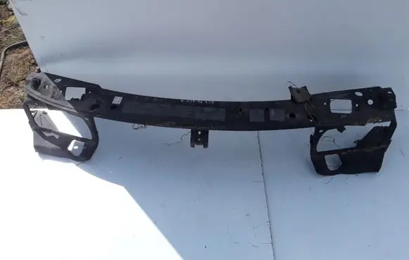 Renault Espace III Radiator support slam panel