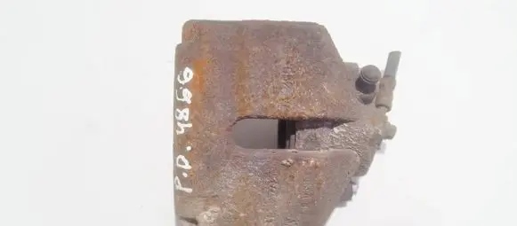 Volkswagen PASSAT B6 Front brake caliper