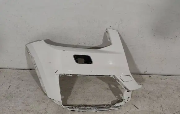 Audi Q2 - Front bumper corner part panel trim 81A807438A 81A807438C