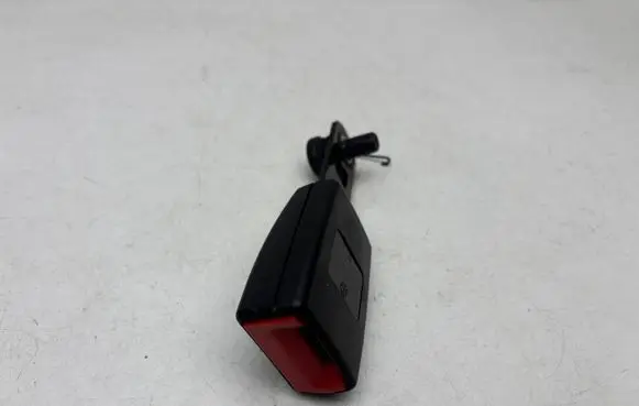 Volkswagen Touran II Rear seatbelt buckle 1T0858492D