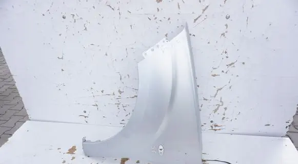 Peugeot 4007 Fender