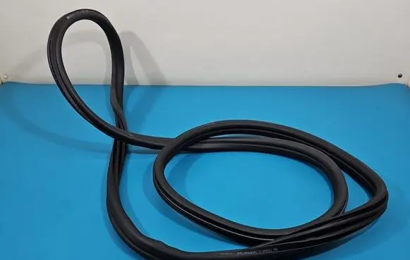 BMW iX3 G08 Rubber seal rear door 7393449 IMPRK1520572
