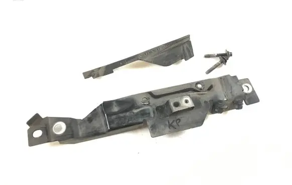 Volvo S90, V90 Fender mounting bracket 31383887