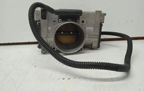 Volvo V70 Throttle valve AH0012381E 8644347