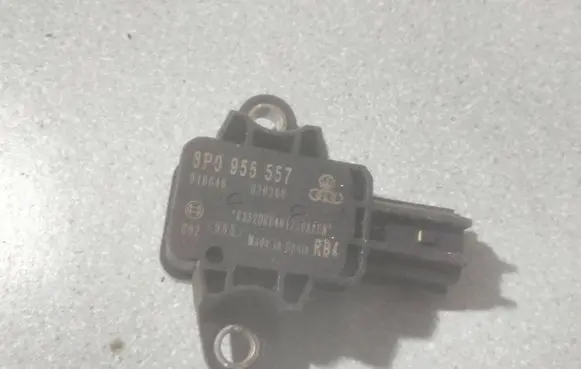 Audi A4 S4 B6 8E 8H Airbag deployment crash/impact sensor 8P0955557 020205 010646