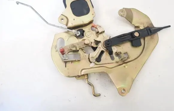 KIA Carnival Rear door lock