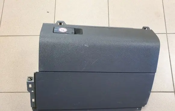Volkswagen Touran I Glove box 1T1857097B