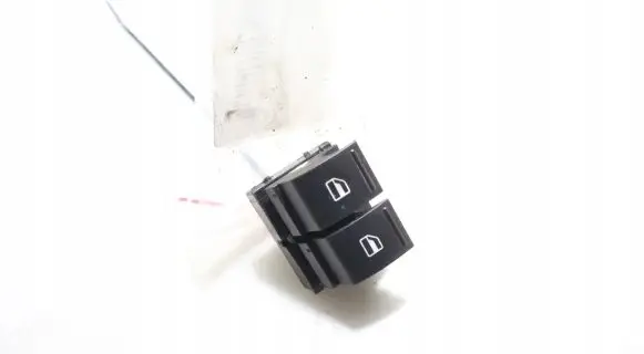 Volkswagen Golf V Electric window control switch